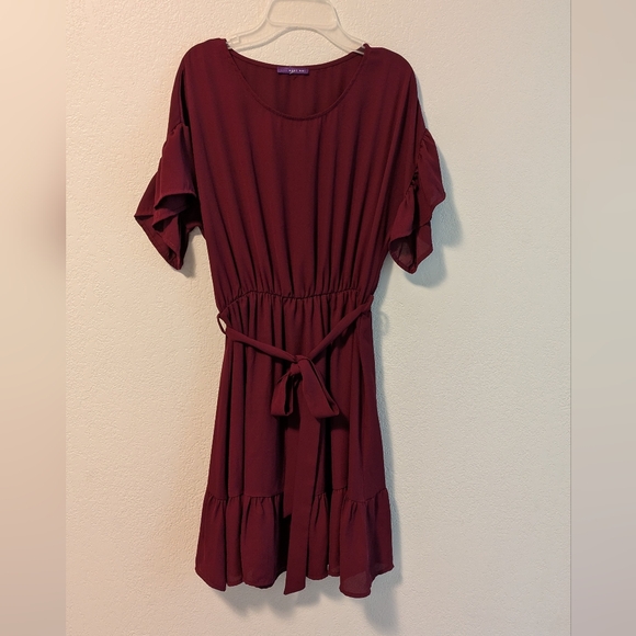 West Kei Dresses & Skirts - West Kei Burgundy Ruffle Sleeve Dress